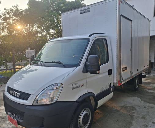 IVECO DAILY 2.3  HPI DIESEL 35S14 CHASSI MANUAL